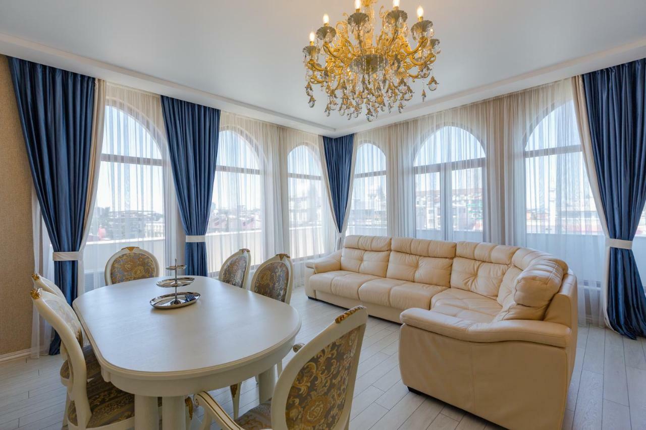 Odisea Apart Hotel Batumi Exteriör bild